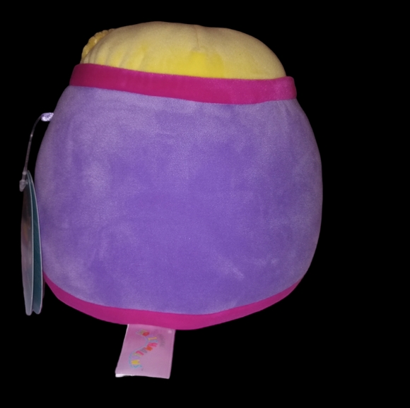 Patricia the Chips FTM 7" Squishmallows - Picture 3 of 3